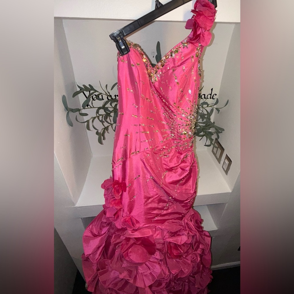 Elegant Embellished One Shoulder Pink Dress with 3D Floral Details